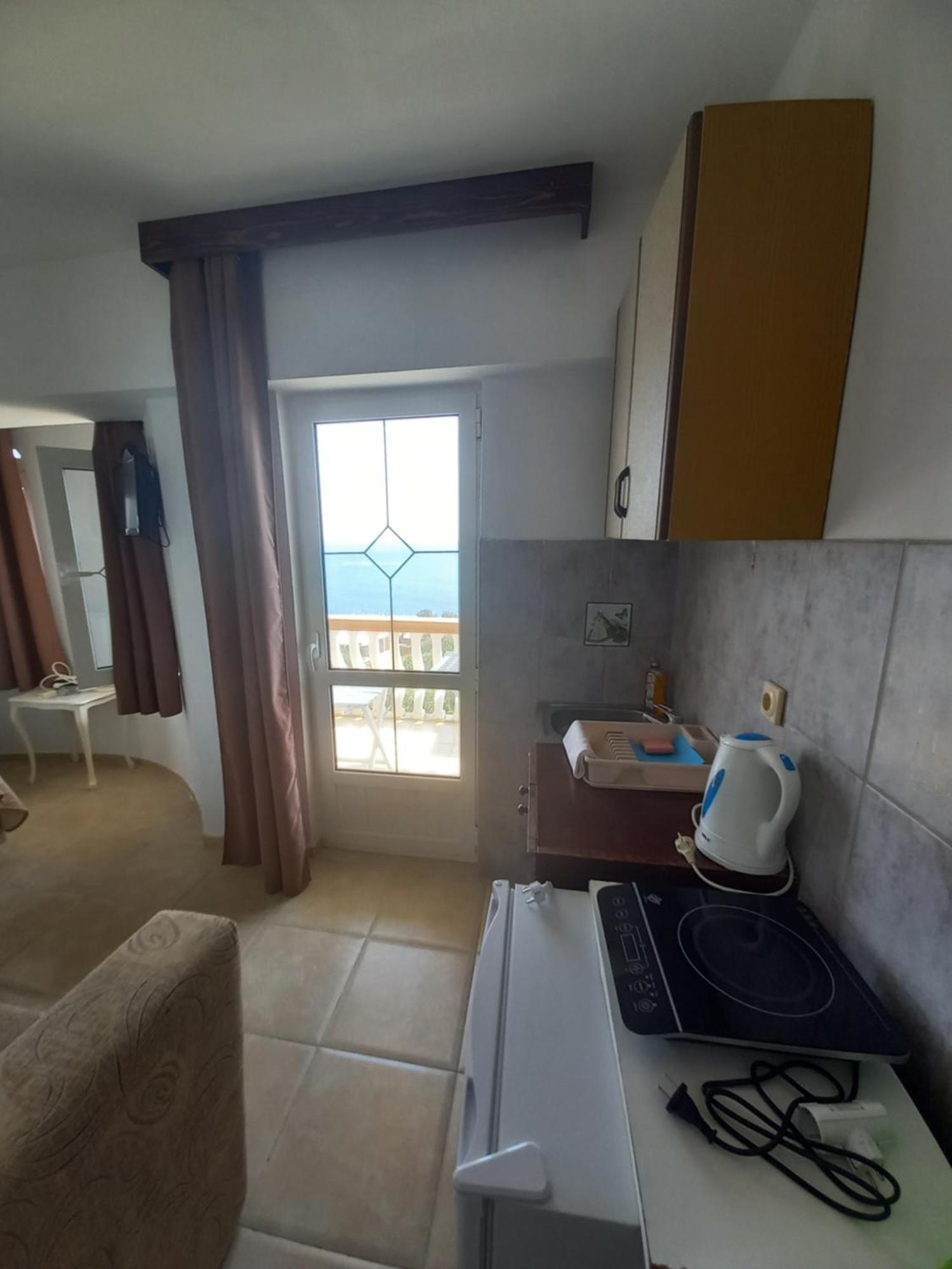 Apartments & Rooms Villa Anastasija Ulcinj Exterior photo