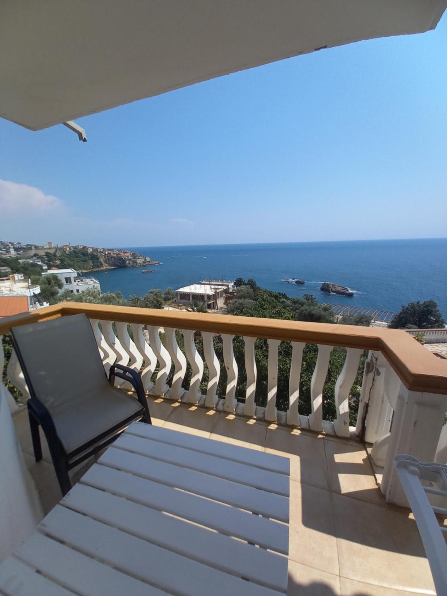 Apartments & Rooms Villa Anastasija Ulcinj Exterior photo